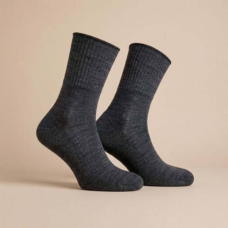 Alpakkasukat, froteepohjalla