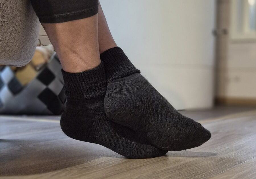 Alpakka-merinovilla sukat lämmittävät